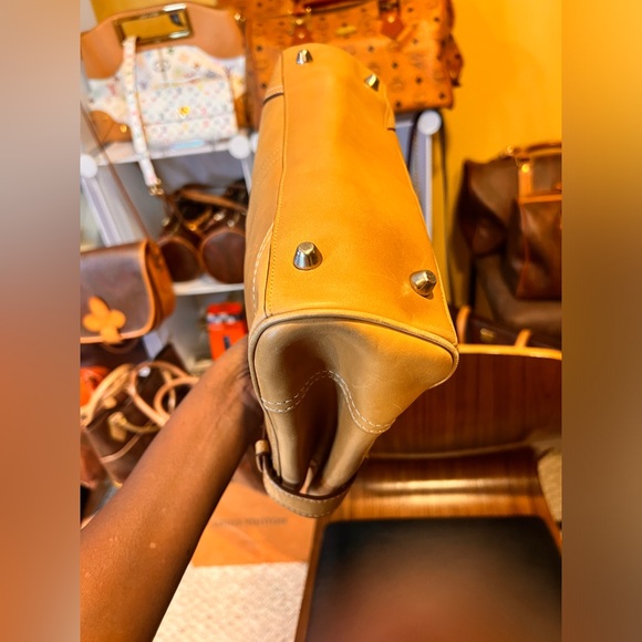 8 Coach all leather vintage shoulder bag - Picture 5 of 13